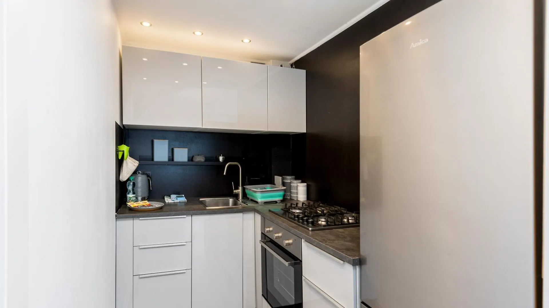 Park Tysiaclecia Grey Studio Apartment Krakow