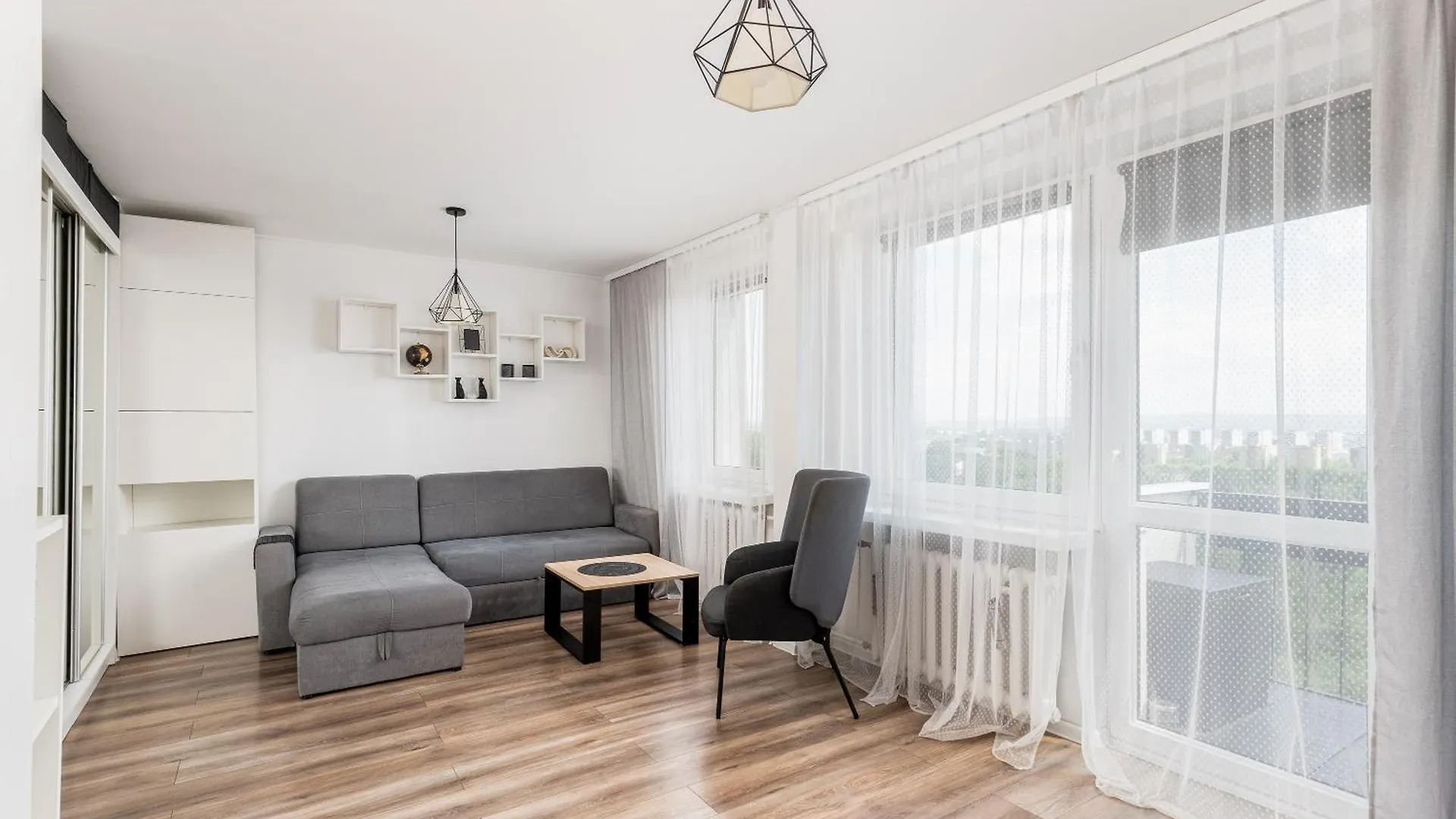 Park Tysiaclecia Grey Studio Apartment Krakow