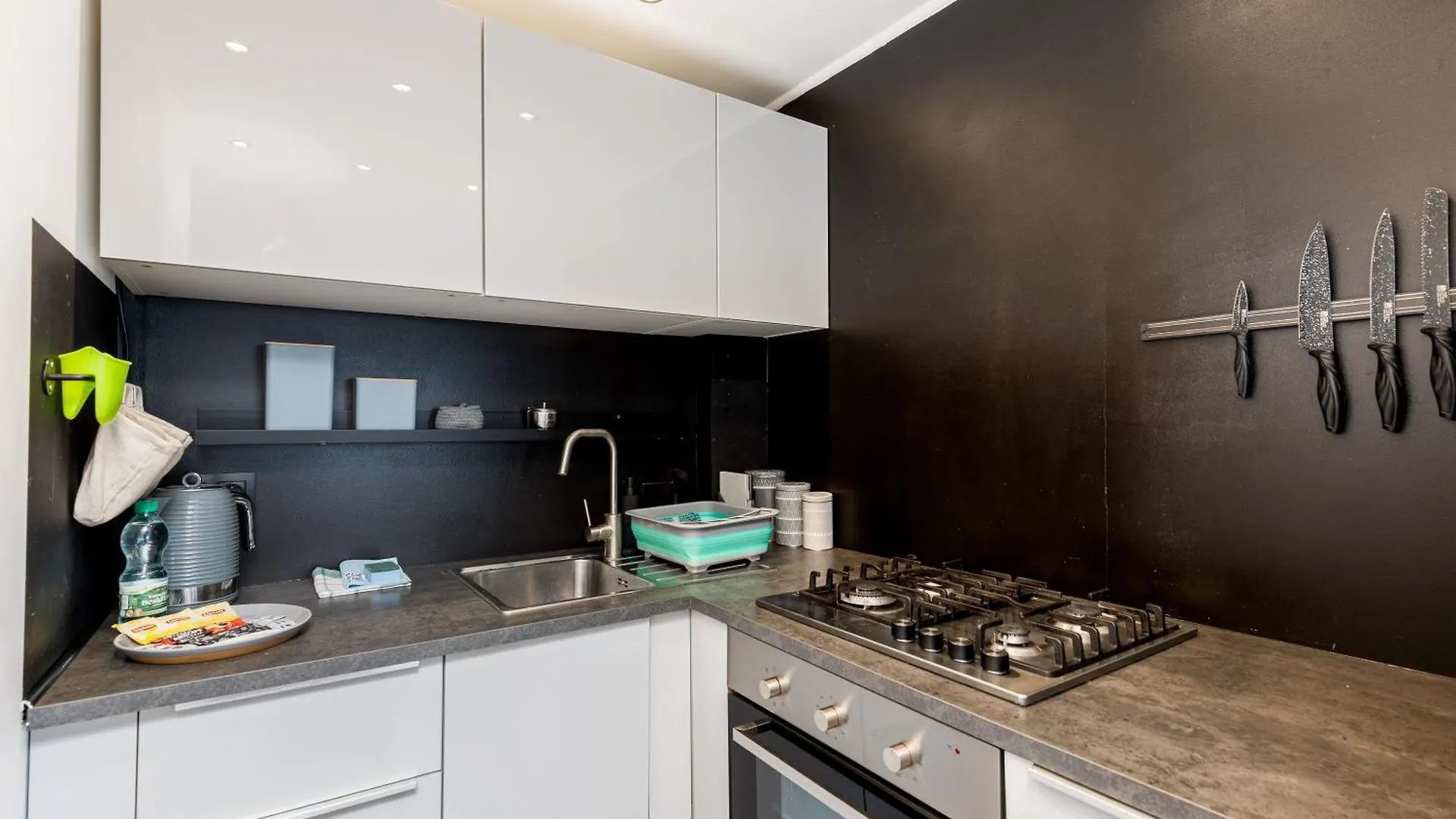 Park Tysiaclecia Grey Studio Apartment Krakow
