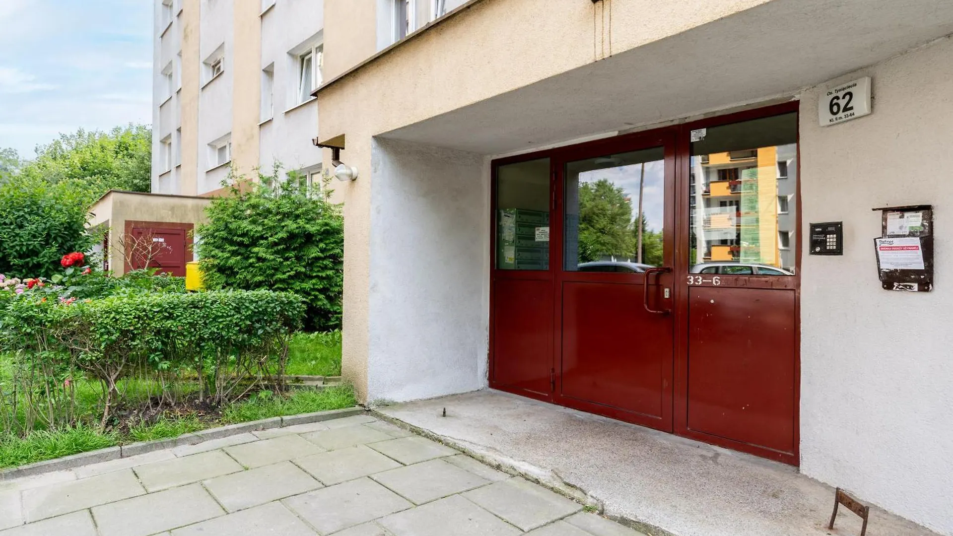 Park Tysiaclecia Grey Studio Apartment Krakow Poland