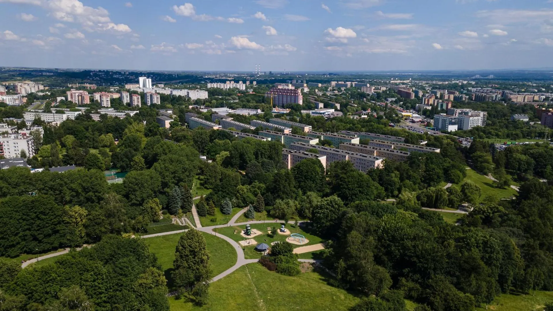 Park Tysiaclecia Grey Studio Apartment Krakow Poland